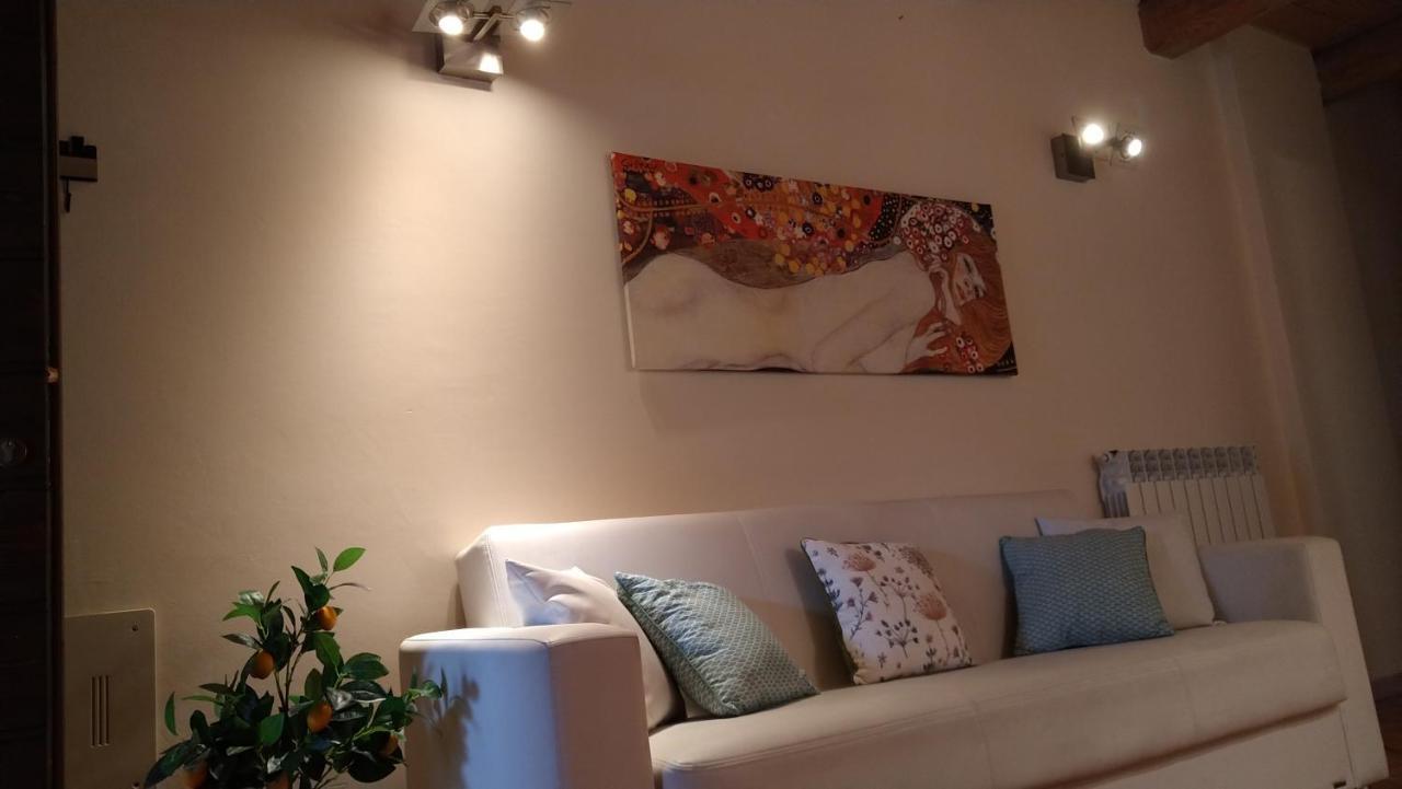 Il Borghetto Medievale Suite 法布里亚诺 外观 照片