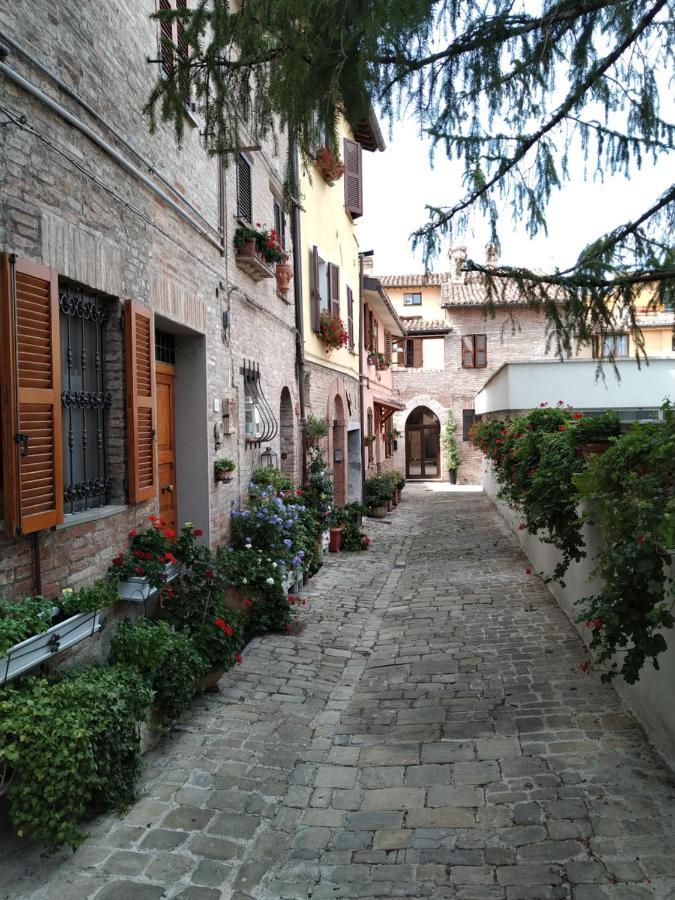 Il Borghetto Medievale Suite 法布里亚诺 外观 照片